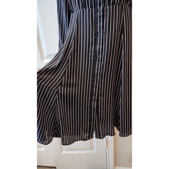 Who What Wear Sheath Dress Black White Pinstriped Long Sleeves Button down small - Picture 7 of 16